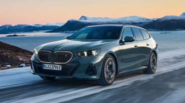 BMW 5-series Touring – front